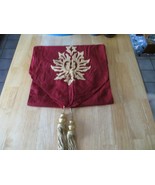 Festive Table Runner with Removeable Tassels, Burgundy, 13 x 72 - $12.86