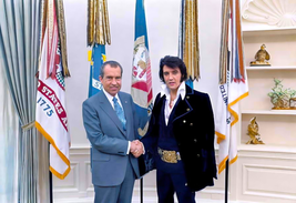Richard Nixon Elvis Presley White House Handshake Photo Poster Print Col... - $502.58 MXN+