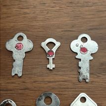 Item image 4