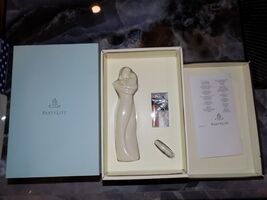 PartyLite ExpreScents Mother With Child Porcelain Figurine Essential Oil... - $31.50