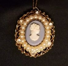 CORO 1950’s Vintage Cameo Necklace Pendant Rhinestone Blue Cameo 14K GF ... - $33.62