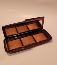 Hourglass Ambient Lighting Palette: Volume III, .10oz - £48.42 GBP