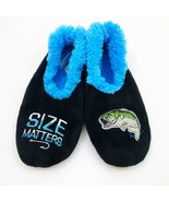 Snoozies Men&#39;s Slippers Size Matters Fishing Extra Large 13 Black - $14.84