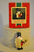 Hallmark - The Town Crier - Mouse with Top Hat &amp; Bell - Classic Ornament - £8.79 GBP