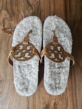 Tory Burch Miller Cloud Shearling Thong Caramel Leather Sandal Logo Sz 8... - $79.19