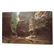 Postcard The Vista In Watkins Glen New York Chrome Unposted - $6.98