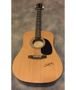 WILLIE NELSON autographed SIGNED full size GUITAR  - $957.38 CAD