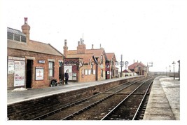 ptc4802 - Yorks - Early view of Gildersome Railway Station Platforms -pr... - £2.20 GBP