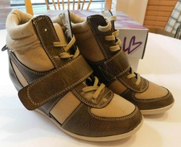 Lane Bryant Women&#39;s Ladies Shoes Size 8W Fresh Kakhi Heal Sneakers NIB - £28.37 GBP