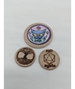 Set Of (3) Custom Wooden RPG Coin Tokens Luck Roll Again Skull Dragon Tree - €12,04 EUR