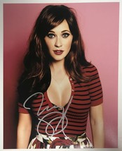 Zooey Deschanel Autographed Signed Glossy 8x10 Photo - £80.60 GBP