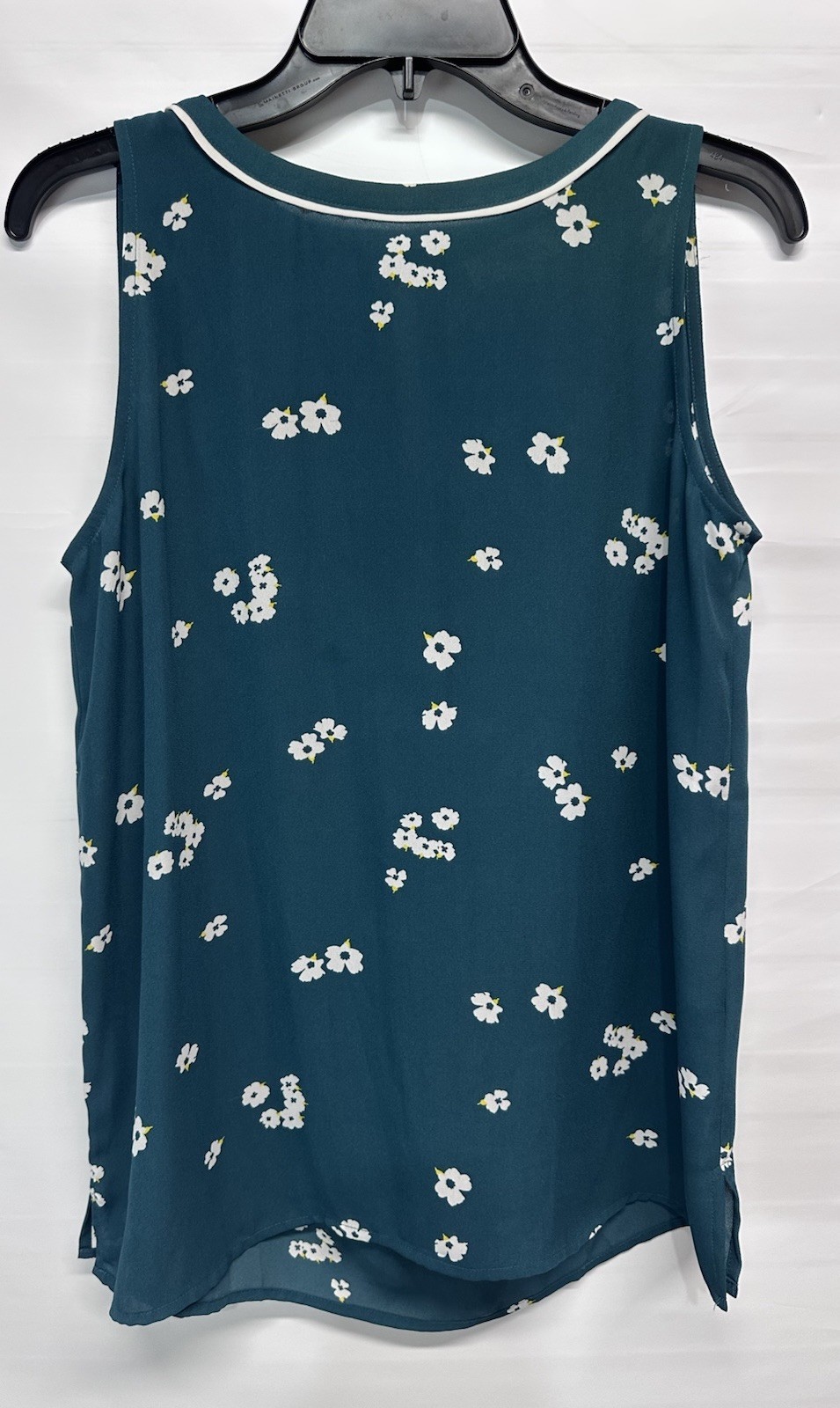 Loft Outlet Green Floral Popover Blouse Top  - $12.87
