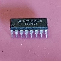 2PCS MC74HC595AN 8-Bit Serial-Input/Serial or Parallel Motorola DIP-16 *... - $0.71