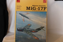 1/48 Scale Hobby Craft, MiG-17F Jet Model Kit #HC1593 BN Open box - £62.69 GBP