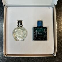 Versace Eros EDT &amp; Eros Pour Femme EDP .17 oz Mini Perfume Splash Gift Set - $242.26 MXN