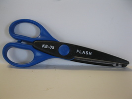 (BX-1) Kraft Edgers Crafting Scissors - KE-05 - Flash - $3.50