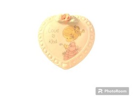 1993 Precious Moments Love is Kind Heart Trinket Box Porcelain - £13.04 GBP