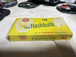 Vintage GE M3 flashbulbs 11 clear bulbs New - €4,34 EUR