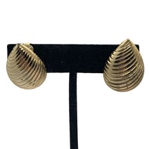 Vintage Gold-Tone Ribbed Teardrop Clip-On Earrings - $14.60