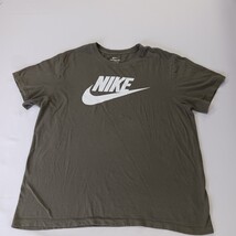 The Nike Tee BV1997-3NB Men's Green Cotton Short Sleeve T-Shirt Size Large image 12