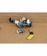 11-13 Kia Soul Ignition Switch Assy & Driver Door Lock Cylinder W/ Key - $4,045.38 MXN 11-13 Kia Soul Ignition Switch Assy & Driver Door Lock Cylinder W/ Key - $4,045.38 MXN