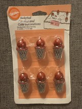 New Vintage 1993 Wilton Basketball  Hoop Cake Topper Candles Miniature P... - $171.75 MXN