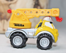 Maisto TONKA Hasbro LIL’l CHUCK Construction Truck 2001 Yellow 2&quot; - £5.48 GBP