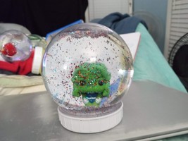 Handmade Plastic She Hulk Snow Globe - £8.15 GBP