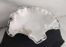 fenton milk glass candy dish Clear Edge Ruffles Vintage Excellent Condition - £19.84 GBP