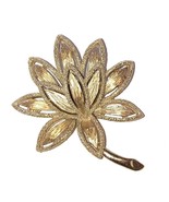 Avon Brooch Pin Textured Gold Tone Leaf 2 1/2 inches wide Vintage - $302.61 MXN
