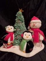 Hallmark Very Merry Trio Singing Snowman with Penguins Singing Jingle Pals 2006 - £26.27 GBP
