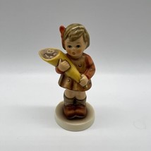 M.I. Hummel Club Membership Porcelain Figurine 1993/94 A Sweet Offering #549 - £7.58 GBP