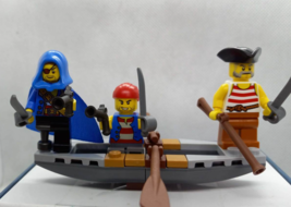 New Lego Pirate Minifig Lot Figures Rowboat - £23.12 GBP