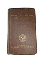 Vintage 1941 WWII US Army Pocket Bible New Testament Protestant Version - $50.00