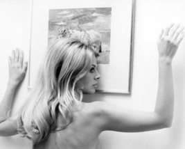 Britt Ekland 8x10 Photo with naked back from The Wicker Man - £6.38 GBP