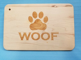 WOOF Inlay Maple Wood Cutting Board Crafty Yankee Paw Design Brown - £31.83 GBP