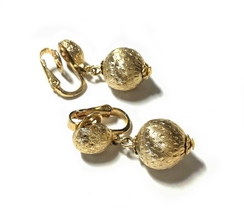 Trifari Gold Plated c1970 Drop Clip Earrings - £18.00 GBP