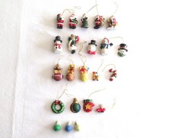 Lot 22 Miniature mostly Ceramic Christmas Ornaments 1&quot; - 2.5&quot; Gift Hange... - $301.72 MXN