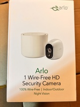 Arlo Wire-Free Security System with 1 HD Camera (VMS3130W100NAS) NEW - £68.34 GBP