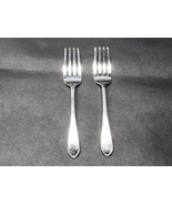 Vintage LUNT Silver 2-Piece Salad Forks - EARLY AMERICAN ENGRAVED - No M... - £28.12 GBP