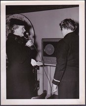 WWII US Naval Training School (WR) Bronx NY Photo #30 Officer Hyde & Mrs. Gales - £15.75 GBP