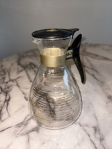 Vintage PYREX COFFEE CARAFE MCM Modern Atomic Design Gold W/ Lid 8 Cups - $14.95