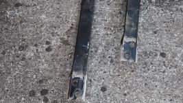 05-09 Ford Mustang Convertible Rear Body Frame Support Bar Brace Bracket Set L&R image 2