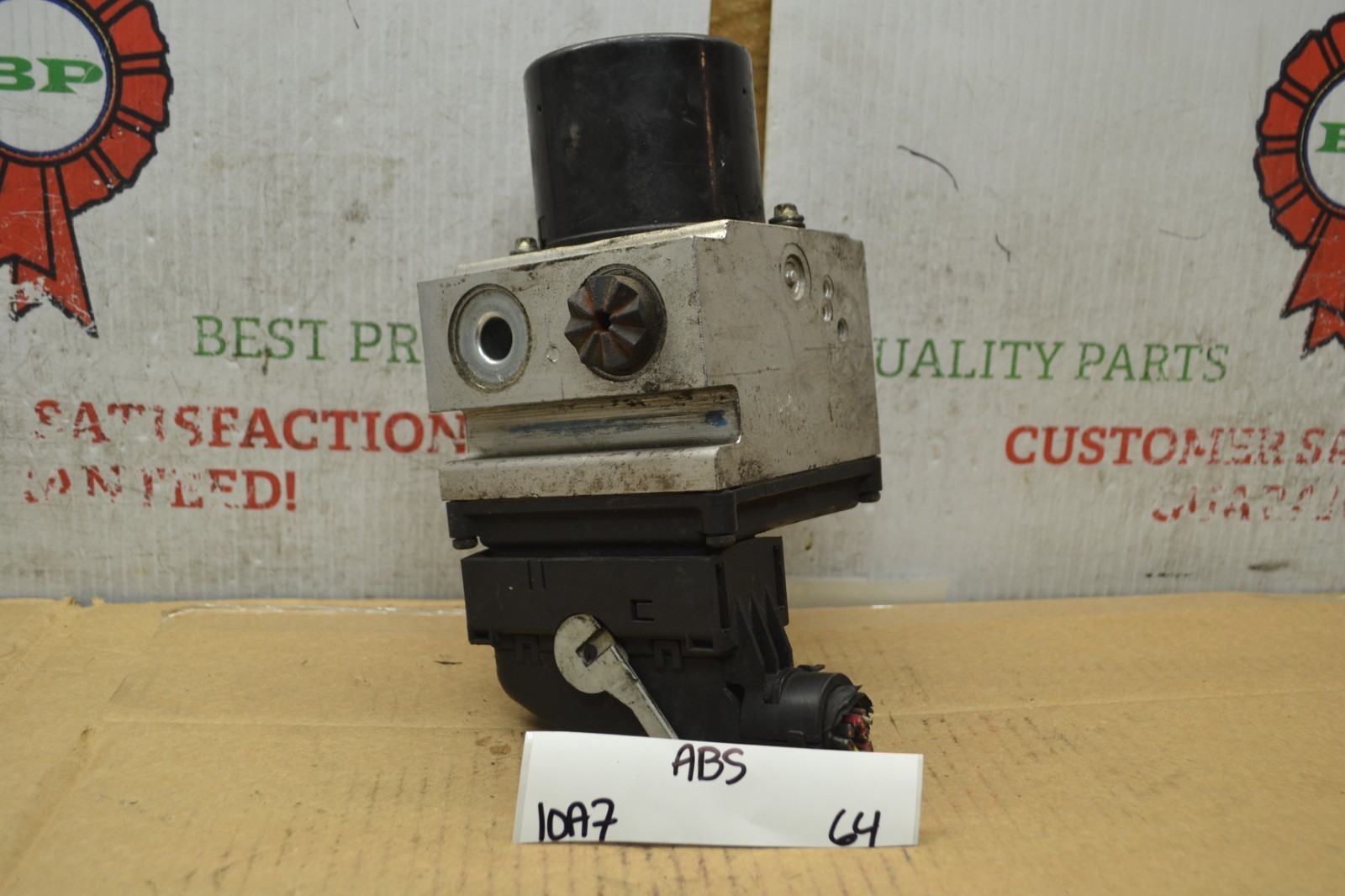 2006-2007 Chevrolet Impala ABS Pump Control OEM 15841969 Module 64-10A7 - $44.09