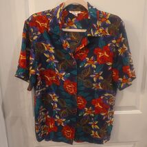 TALBOTS 100% Silk Floral Button-up Size 10 Hawaiian Resortwear Beach Cru... - $18.81