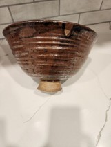 Brown Drip Glaze Hand Thrown Pottery Stoneware Footed Bowl Farmhouse Primitive - £17.35 GBP