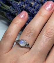 925 Sterling Silver Moonstone Ring Size 7 - $70.21