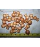 CHERRY FINISHED WOOD CABINET KNOBS / PULLS LOT OF 25 M - $356.47 MXN