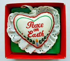 Russ Satin Sentiments Christmas Ornament Peace On Earth U82 - $24.99