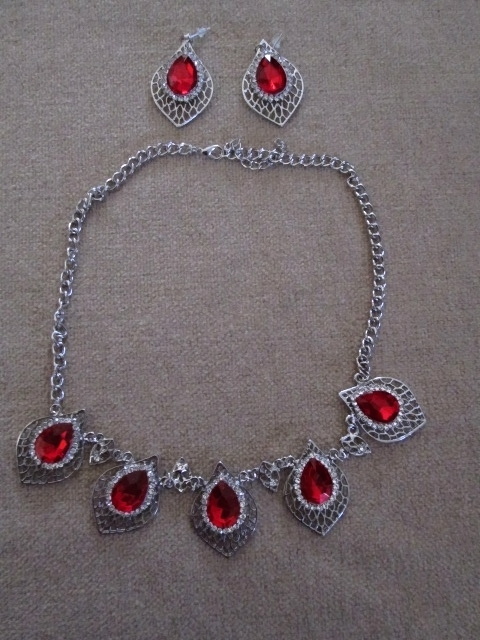 NIB Women’s Fashion Necklace & Earrings Set by Windsor Silver/Red - $11.95